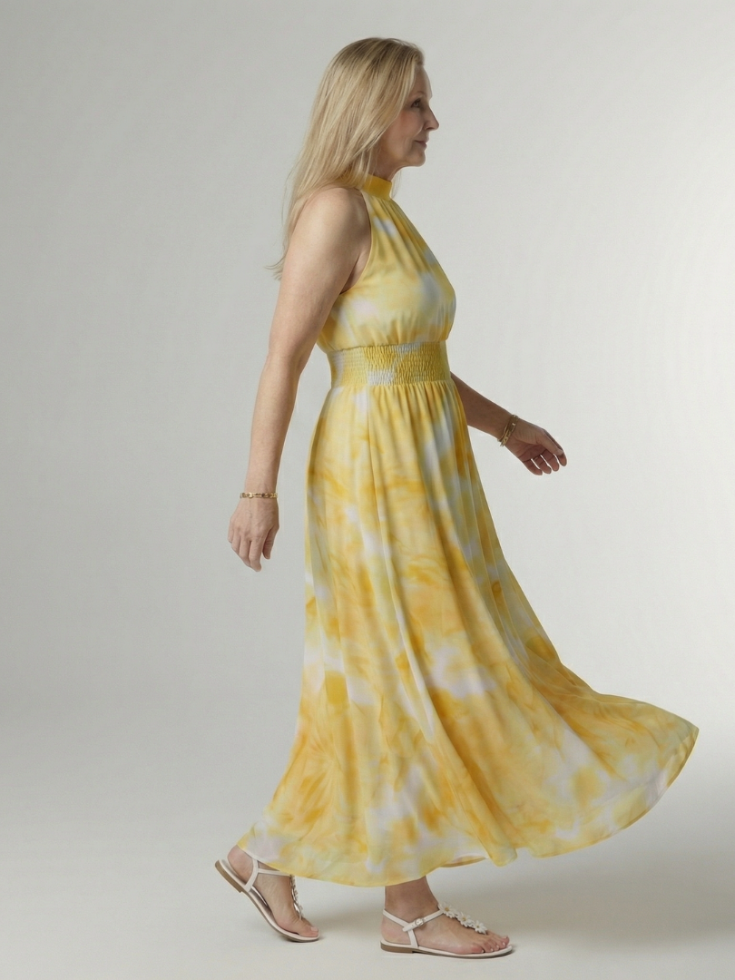 Kirayo | Vestido midi fruncido con cuello halter