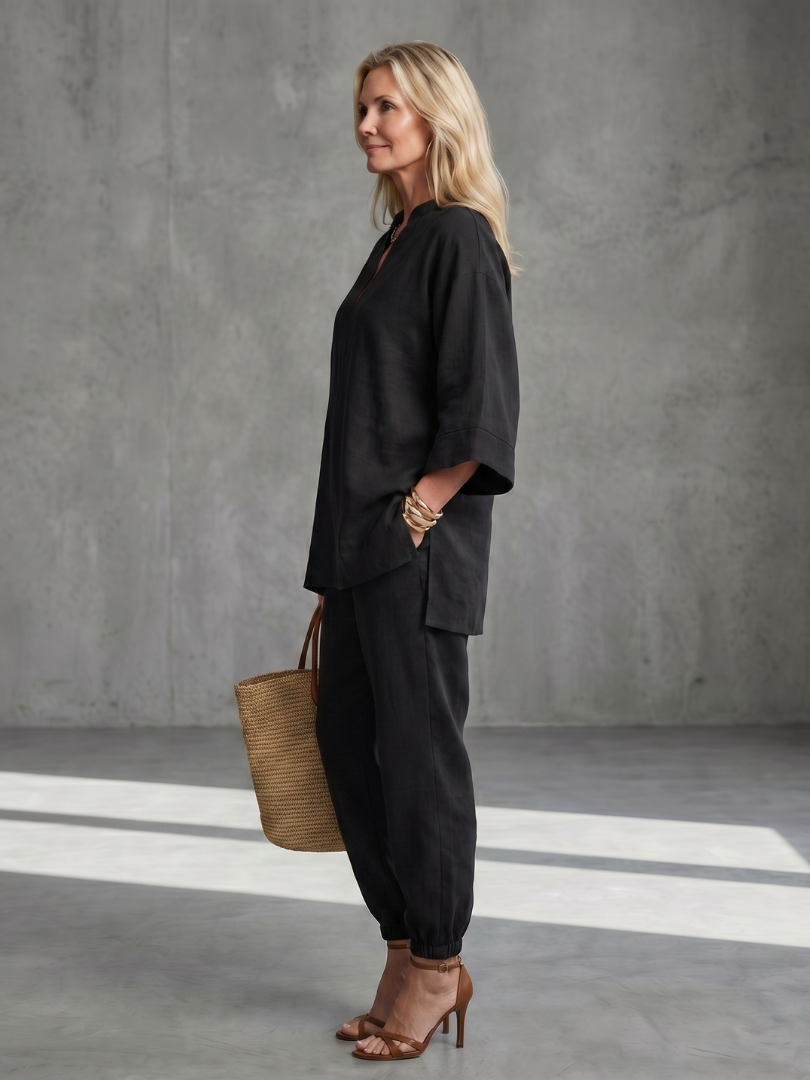 Amare | Túnica con escote en V y pantalón fruncido