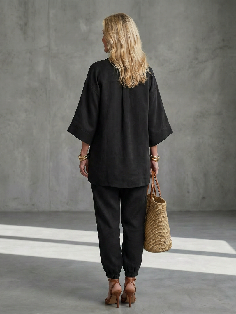 Amare | Túnica con escote en V y pantalón fruncido