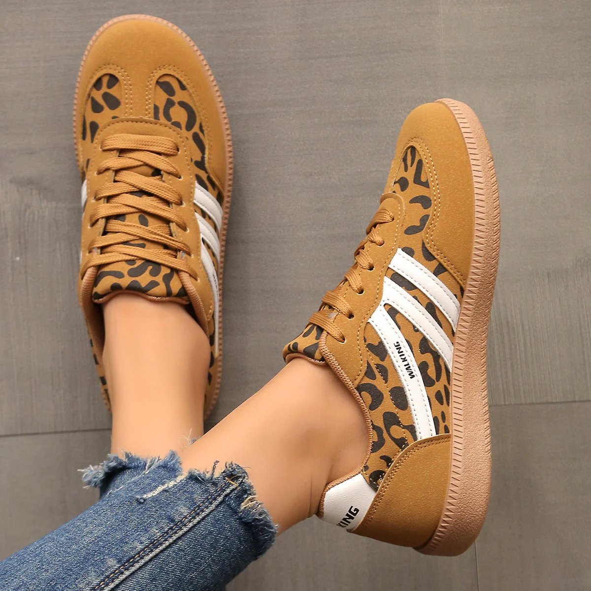 Tobi | Zapatillas ortopédicas acolchadas